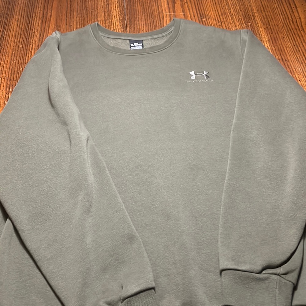 Under Armour Sweatshirt - XL